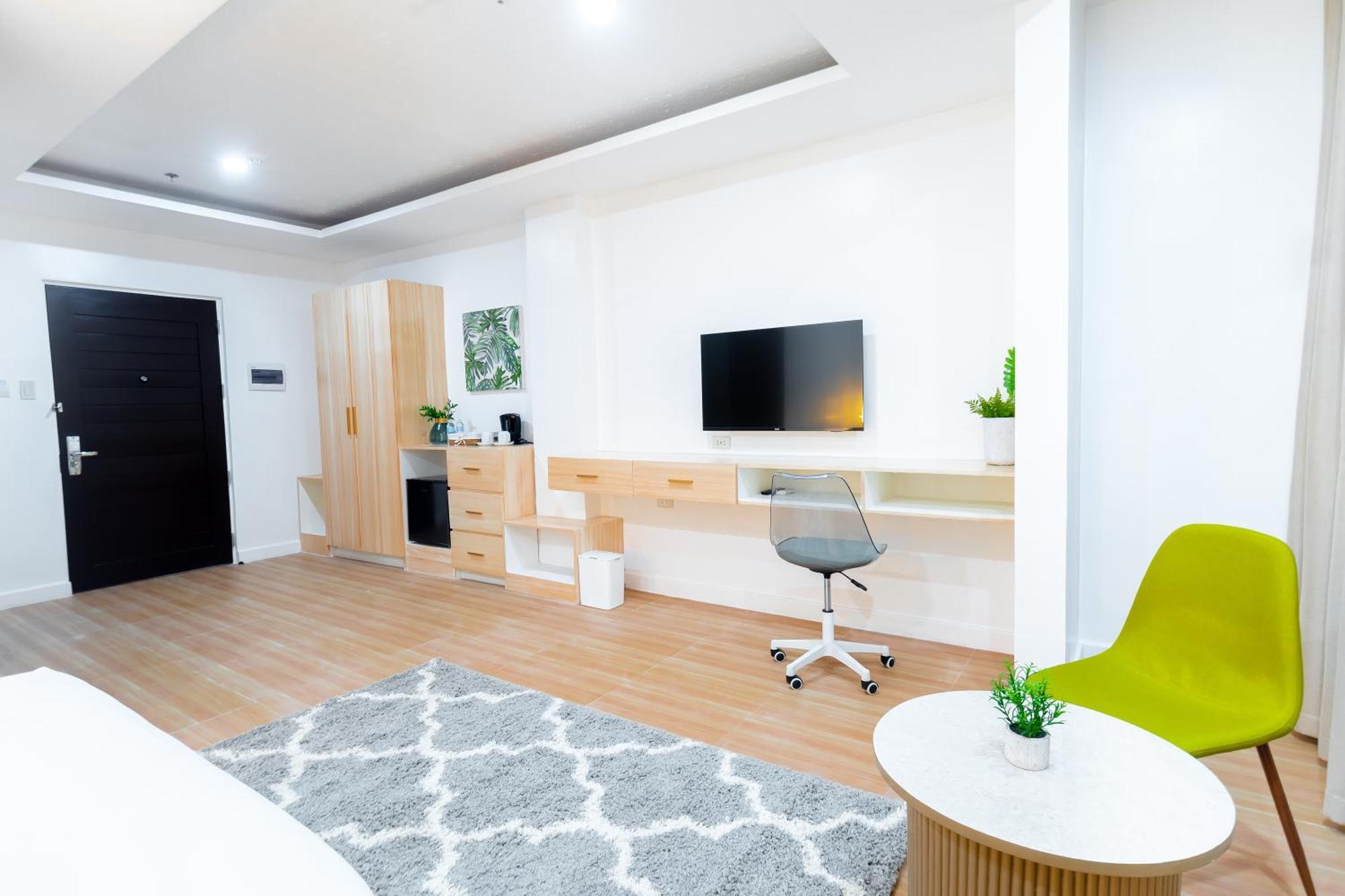 The Glend Hotel Iloilo Passi Екстериор снимка